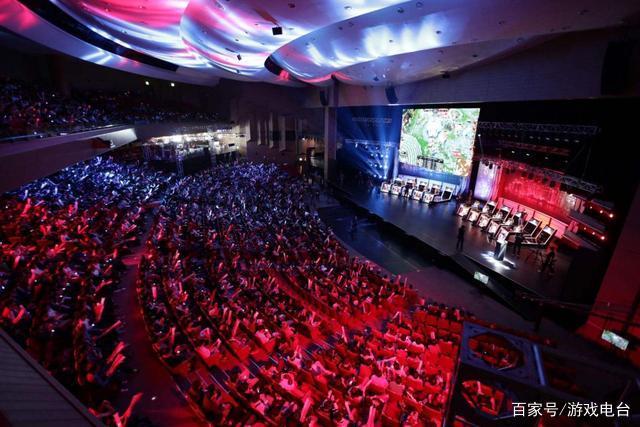 而是持续的 而是持续的