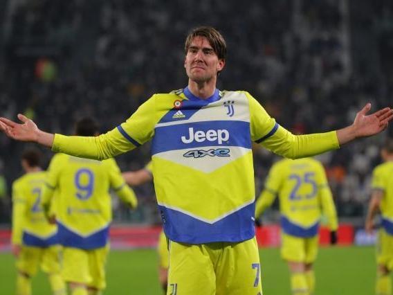 3名核心位 3名核心位